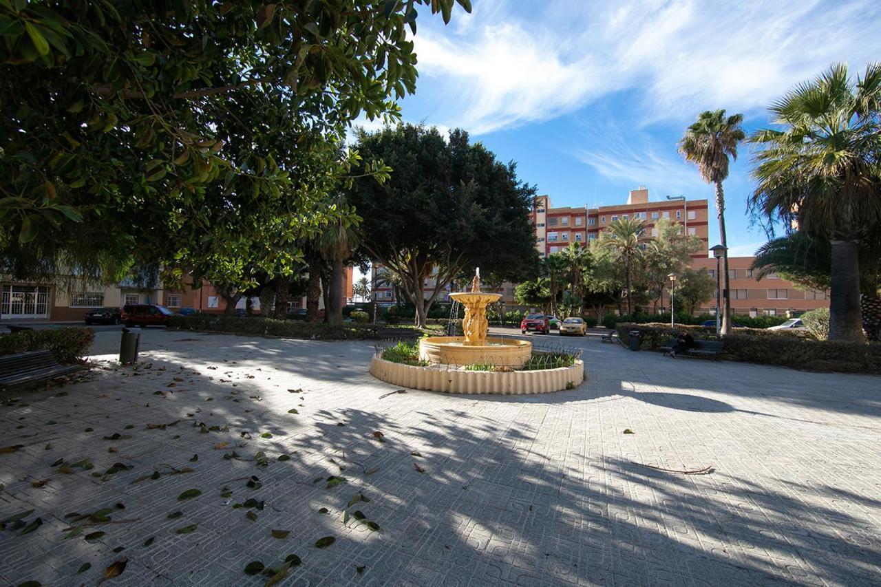 Palmeral Lara Casas * Almería